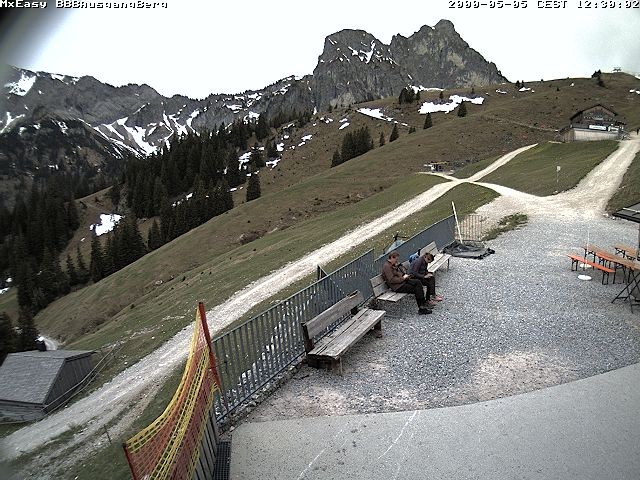 Archiv Foto Webcam Breitenbergbahn: Ausgang Bergstation