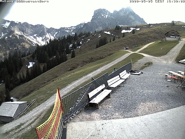 Archiv Foto Webcam Breitenbergbahn: Ausgang Bergstation
