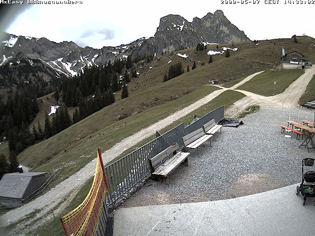 Archiv Foto Webcam Breitenbergbahn: Ausgang Bergstation