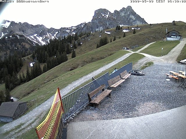 Archiv Foto Webcam Breitenbergbahn: Ausgang Bergstation