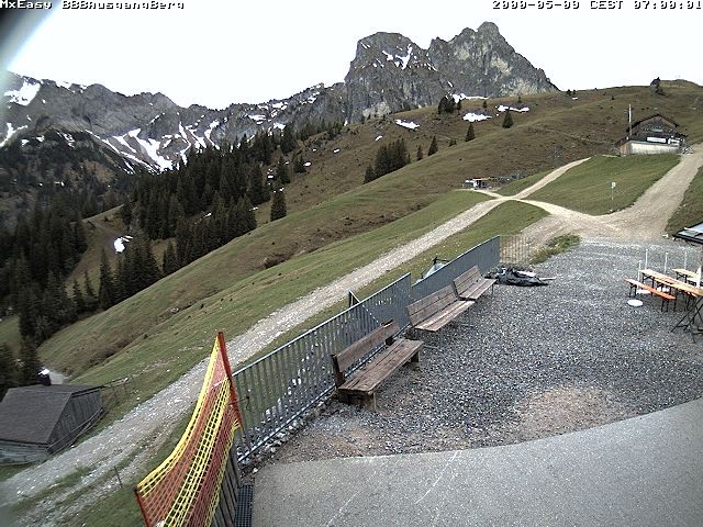 Archiv Foto Webcam Breitenbergbahn: Ausgang Bergstation