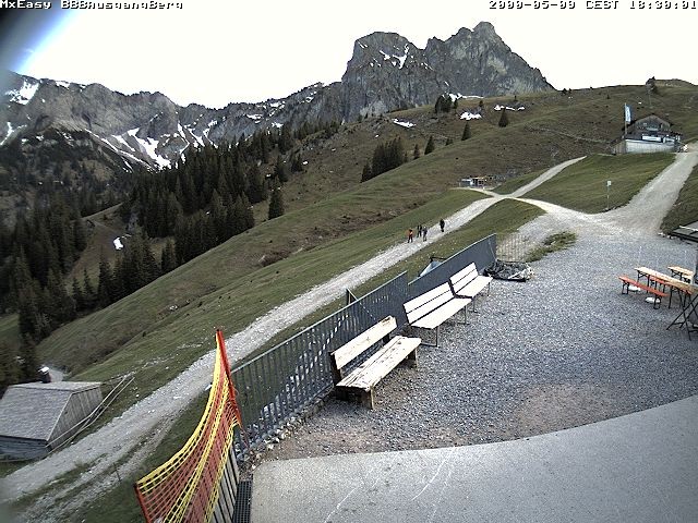Archiv Foto Webcam Breitenbergbahn: Ausgang Bergstation