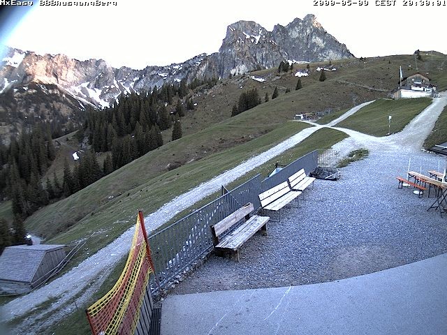 Archiv Foto Webcam Breitenbergbahn: Ausgang Bergstation