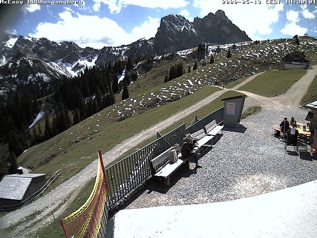 Archiv Foto Webcam Breitenbergbahn: Ausgang Bergstation