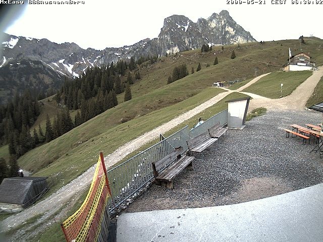 Archiv Foto Webcam Breitenbergbahn: Ausgang Bergstation