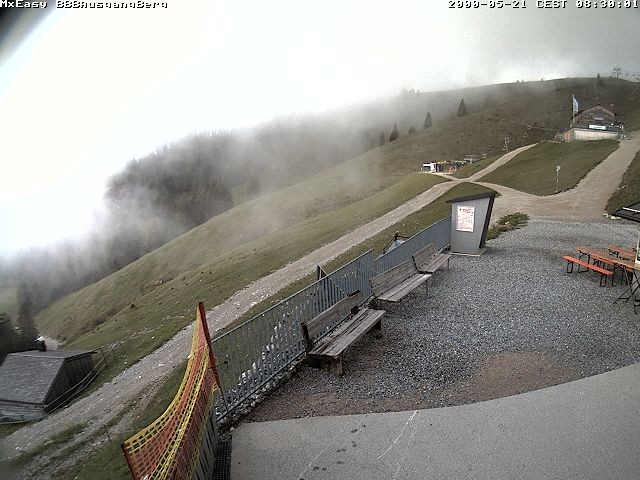 Archiv Foto Webcam Breitenbergbahn: Ausgang Bergstation
