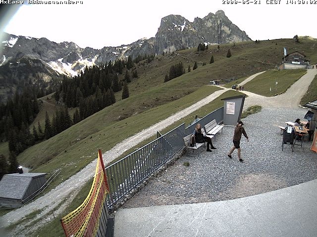 Archiv Foto Webcam Breitenbergbahn: Ausgang Bergstation