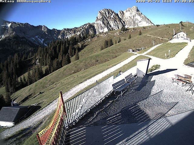 Archiv Foto Webcam Breitenbergbahn: Ausgang Bergstation