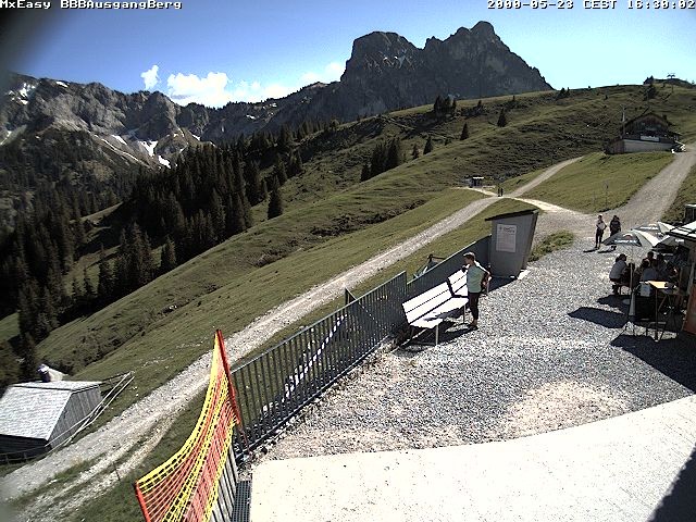 Archiv Foto Webcam Breitenbergbahn: Ausgang Bergstation