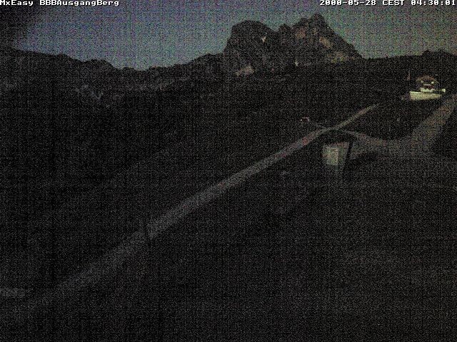Archived image Webcam Arrival of the Breitenbergbahn cabins