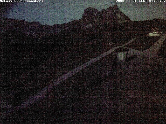 Archived image Webcam Arrival of the Breitenbergbahn cabins