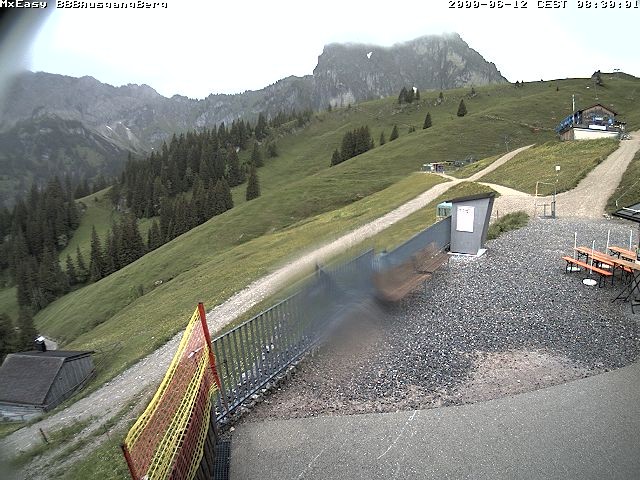 Archiv Foto Webcam Breitenbergbahn: Ausgang Bergstation
