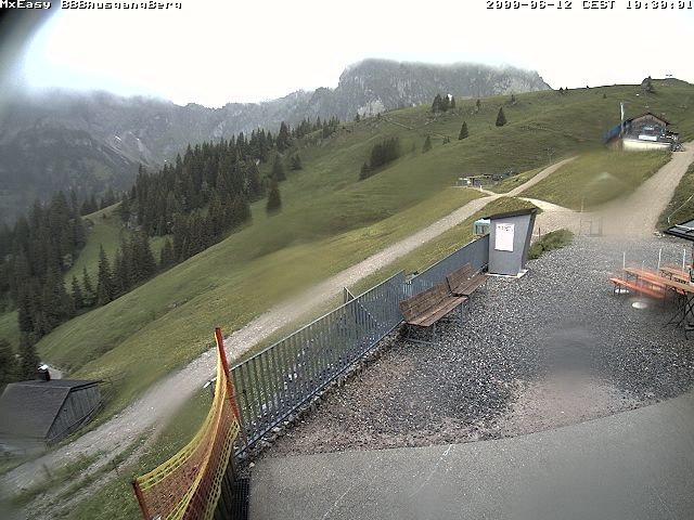 Archiv Foto Webcam Breitenbergbahn: Ausgang Bergstation