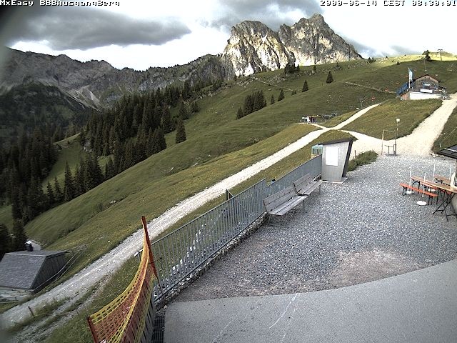 Archiv Foto Webcam Breitenbergbahn: Ausgang Bergstation