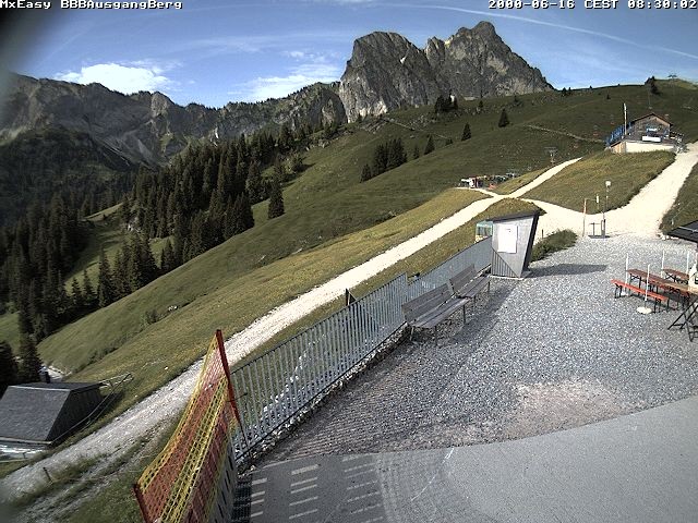 Archiv Foto Webcam Breitenbergbahn: Ausgang Bergstation