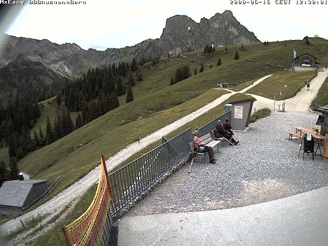 Archiv Foto Webcam Breitenbergbahn: Ausgang Bergstation