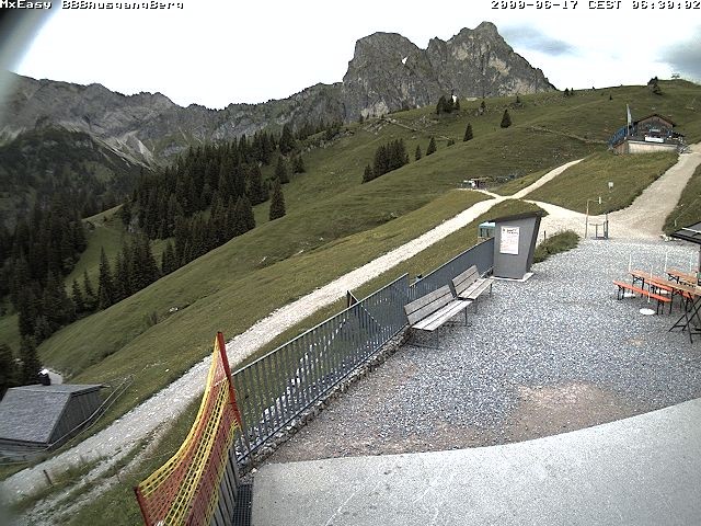 Archiv Foto Webcam Breitenbergbahn: Ausgang Bergstation