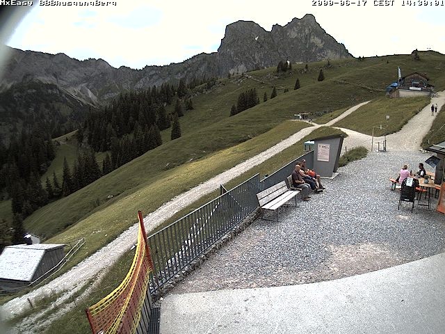 Archiv Foto Webcam Breitenbergbahn: Ausgang Bergstation