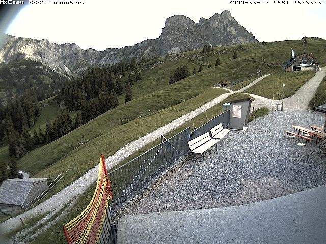 Archiv Foto Webcam Breitenbergbahn: Ausgang Bergstation