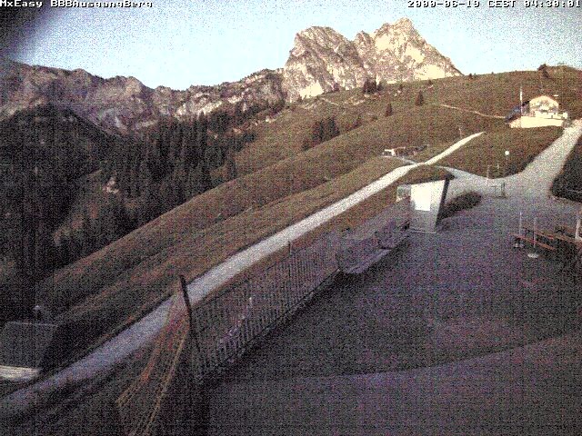 Archiv Foto Webcam Breitenbergbahn: Ausgang Bergstation