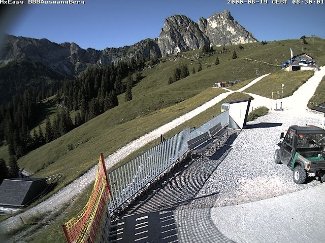 Archiv Foto Webcam Breitenbergbahn: Ausgang Bergstation