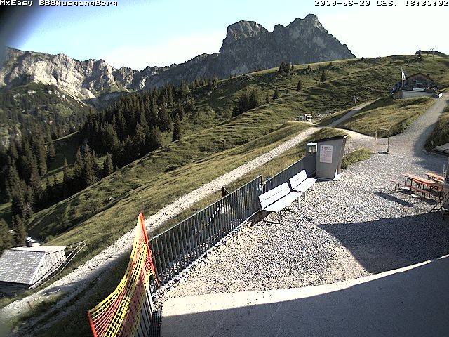 Archiv Foto Webcam Breitenbergbahn: Ausgang Bergstation