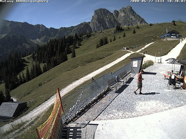 Archiv Foto Webcam Breitenbergbahn: Ausgang Bergstation
