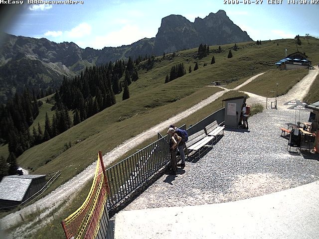 Archived image Webcam Arrival of the Breitenbergbahn cabins