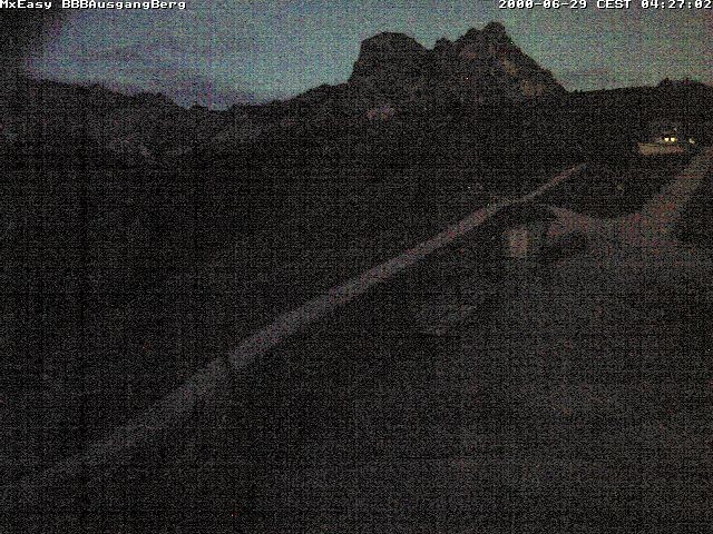 Archived image Webcam Arrival of the Breitenbergbahn cabins