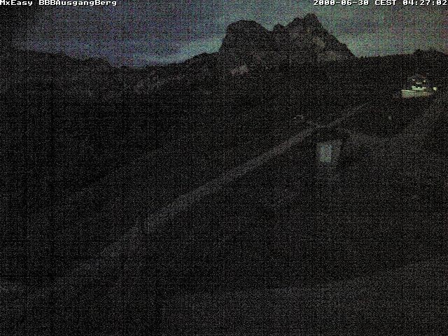 Archived image Webcam Arrival of the Breitenbergbahn cabins