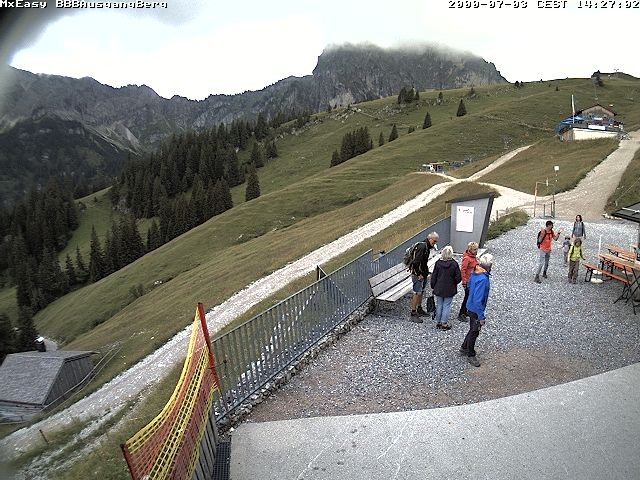 Archived image Webcam Arrival of the Breitenbergbahn cabins