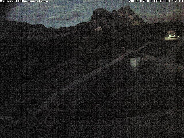 Archived image Webcam Arrival of the Breitenbergbahn cabins