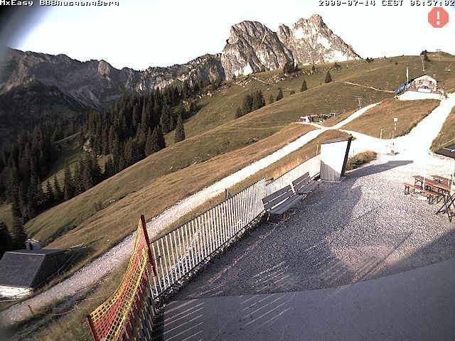 Archiv Foto Webcam Breitenbergbahn: Ausgang Bergstation