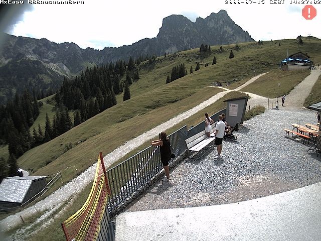 Archived image Webcam Arrival of the Breitenbergbahn cabins