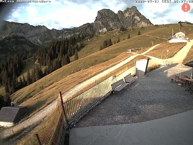 Archiv Foto Webcam Breitenbergbahn: Ausgang Bergstation