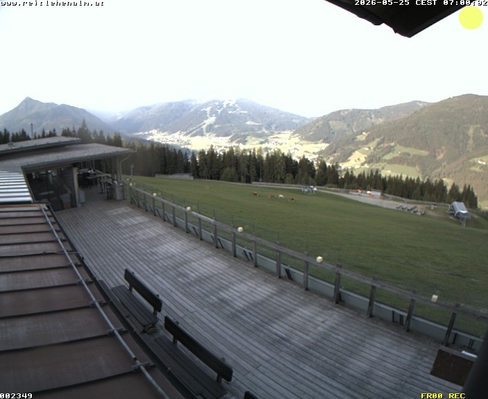 Archived image Webcam mountain restaurant Reitlehen Alm, Monte Popolo in Eben/Pongau