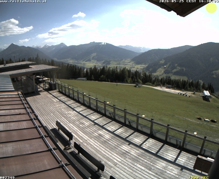 Archived image Webcam mountain restaurant Reitlehen Alm, Monte Popolo in Eben/Pongau