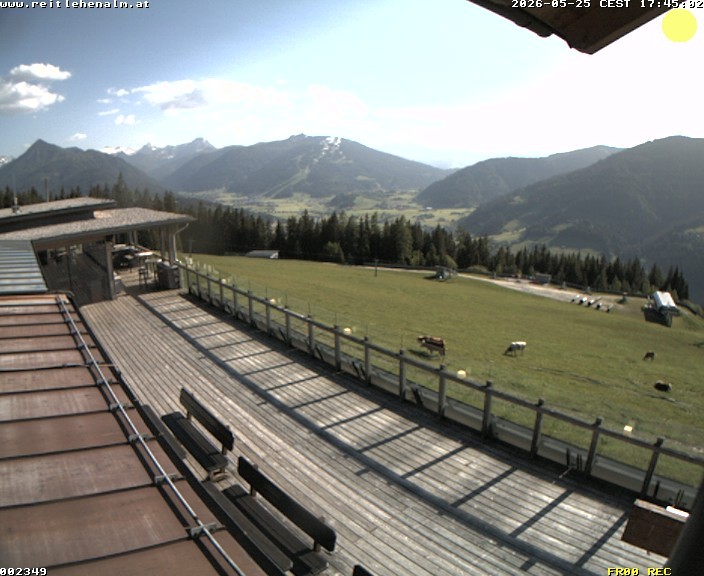 Archived image Webcam mountain restaurant Reitlehen Alm, Monte Popolo in Eben/Pongau
