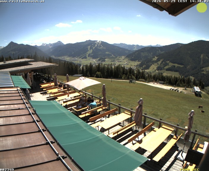 Archived image Webcam mountain restaurant Reitlehen Alm, Monte Popolo in Eben/Pongau