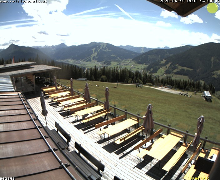 Archived image Webcam mountain restaurant Reitlehen Alm, Monte Popolo in Eben/Pongau