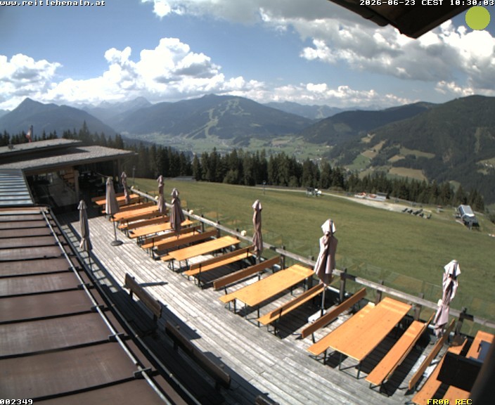Archived image Webcam mountain restaurant Reitlehen Alm, Monte Popolo in Eben/Pongau