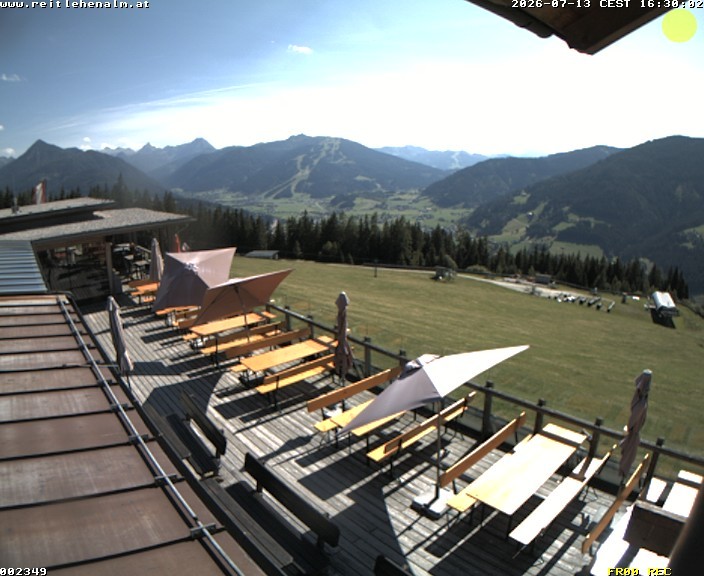 Archived image Webcam mountain restaurant Reitlehen Alm, Monte Popolo in Eben/Pongau