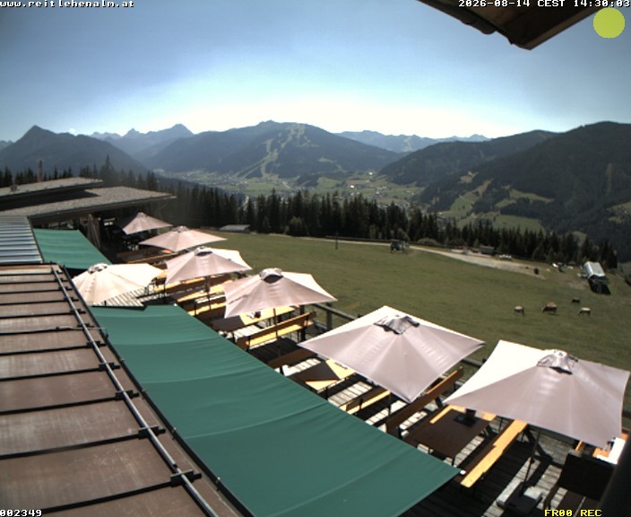 Archived image Webcam mountain restaurant Reitlehen Alm, Monte Popolo in Eben/Pongau