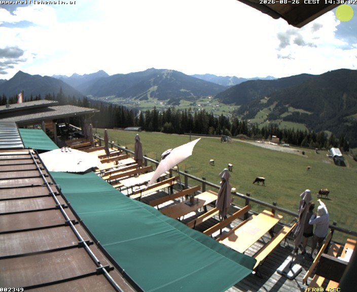 Archived image Webcam mountain restaurant Reitlehen Alm, Monte Popolo in Eben/Pongau