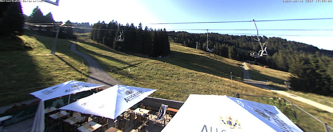 Archived image Webcam Middle station Hörnerbahn - Hexen-Stadl