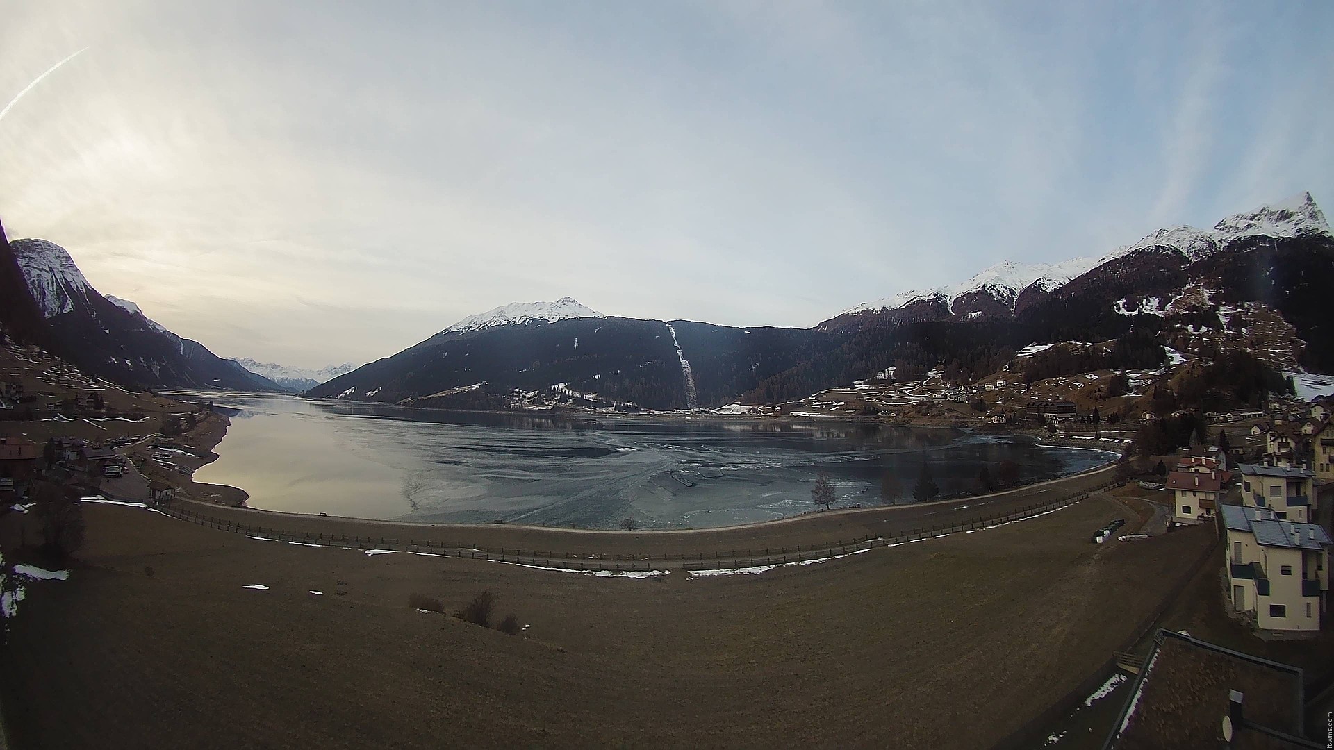 Archiv Foto Webcam Reschen - Blick auf den Reschensee