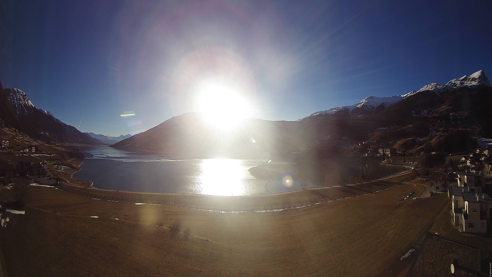 Archiv Foto Webcam Reschen - Blick auf den Reschensee