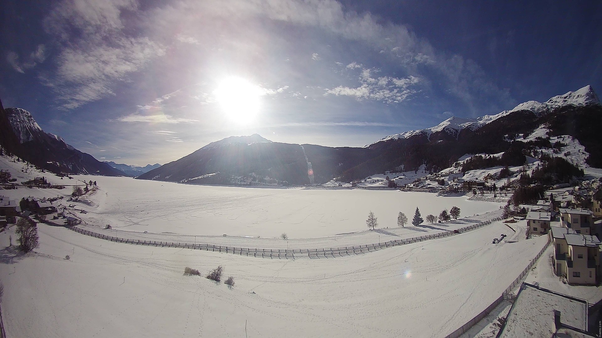 Archiv Foto Webcam Reschen - Blick auf den Reschensee