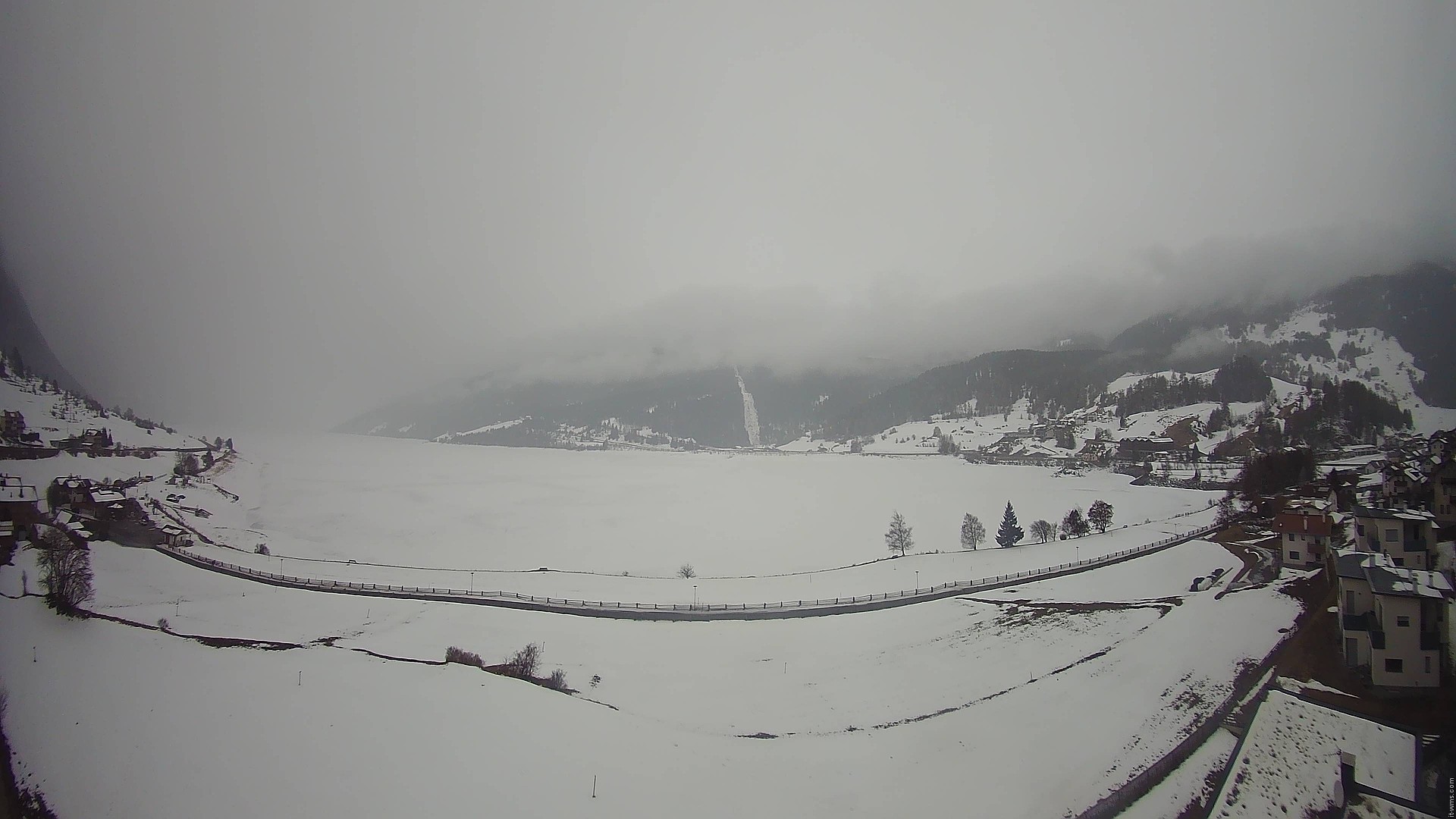 Archiv Foto Webcam Reschen - Blick auf den Reschensee