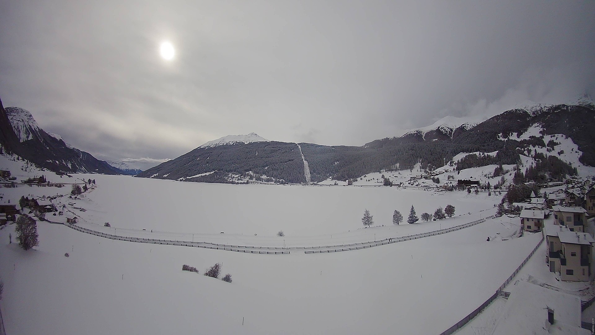 Archiv Foto Webcam Reschen - Blick auf den Reschensee